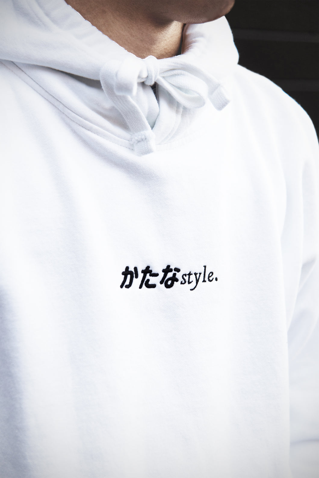 KATANA STYLE EMBROIDERED LOGO HOODIE (WHITE)